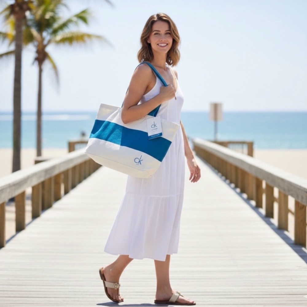 NWT Calvin Klein White and Teal Canvas Tote